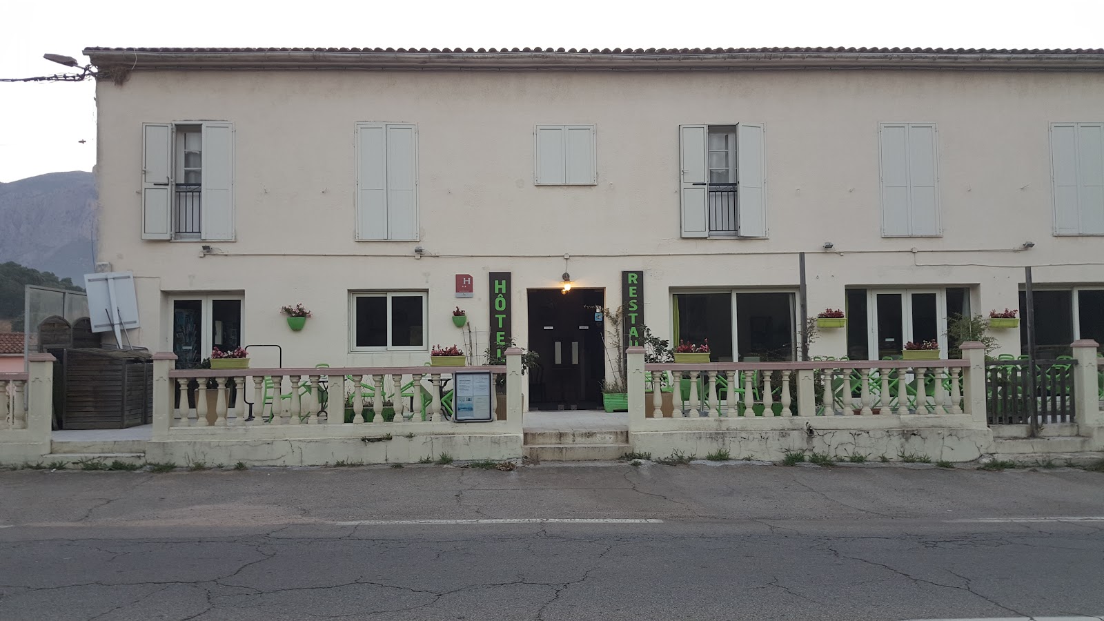 Le Riviera