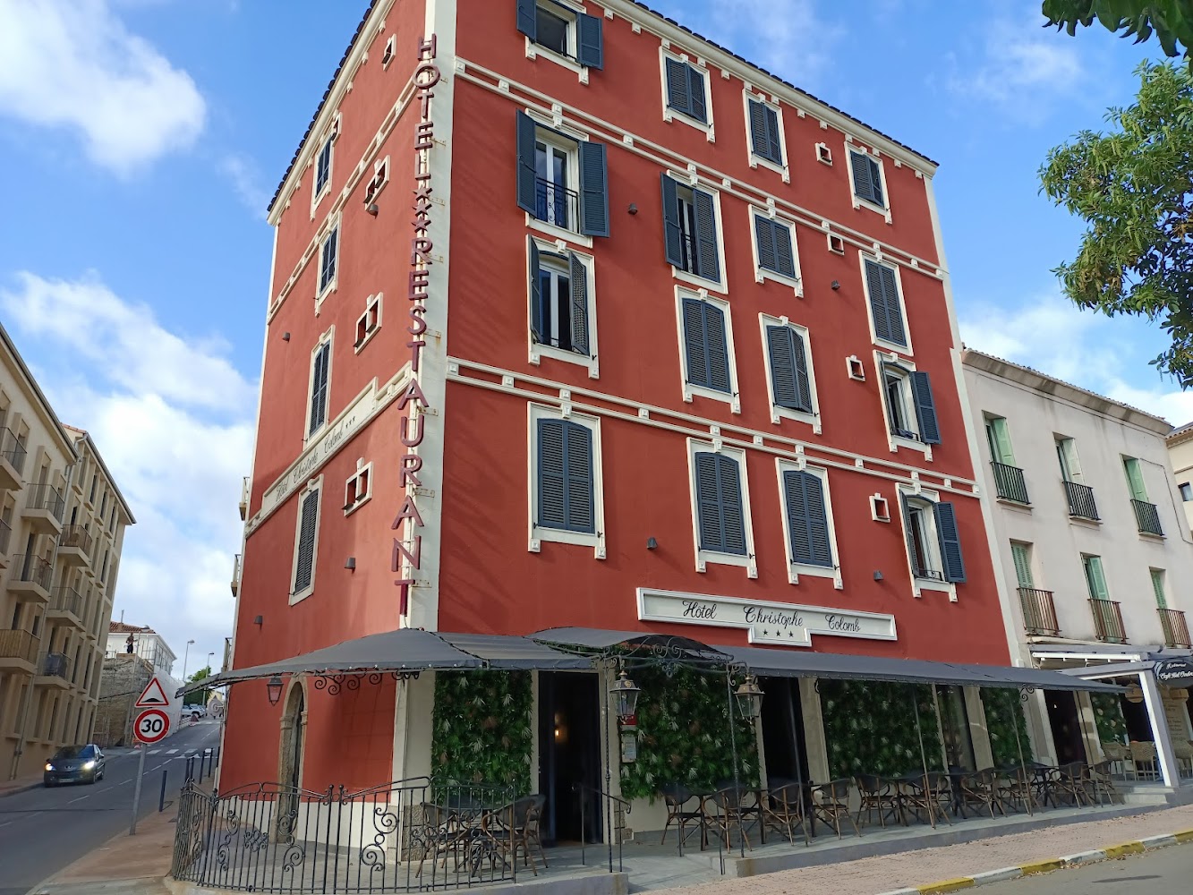 Hotel Christophe Colomb