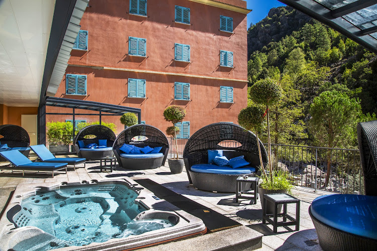 Hôtel les Jardins de la Glacière