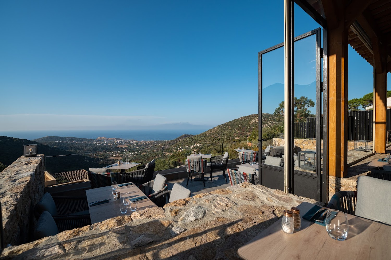 Hôtel Restaurant La Santa